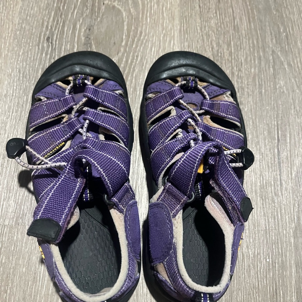 Kids Purple Keens Outdoor Sandals